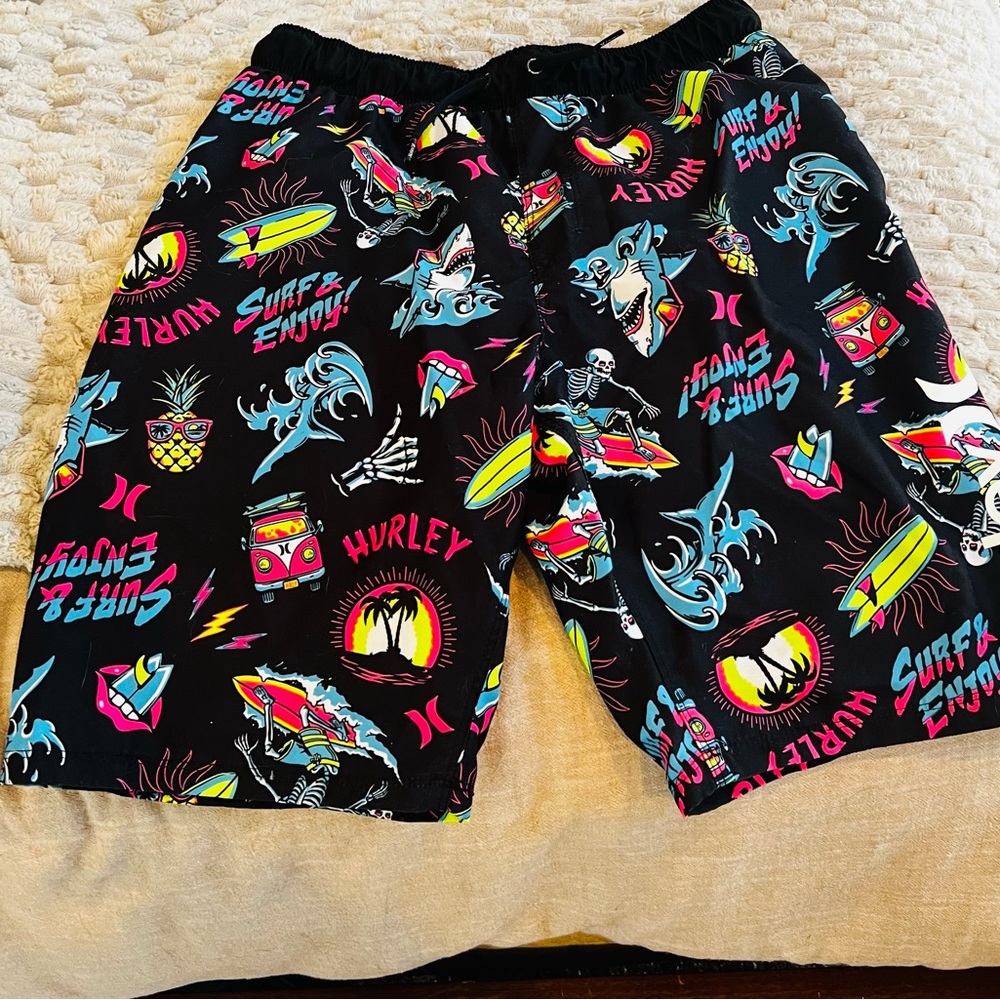 Hurley Size L boys bathing suit